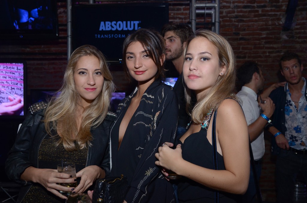 Paloma Cepeda y amigas en la presentación de ABSOLUT TRANSFORM TODAY