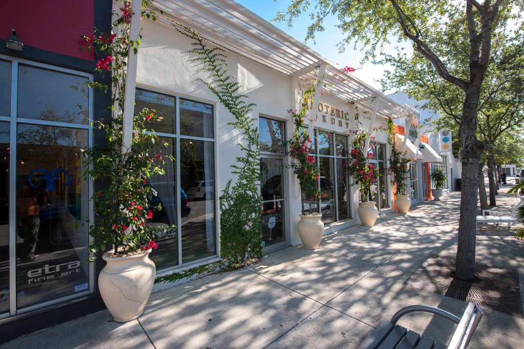 Design-District-Neoteric-Luxury-Furniture-Store-Entrance-Angle