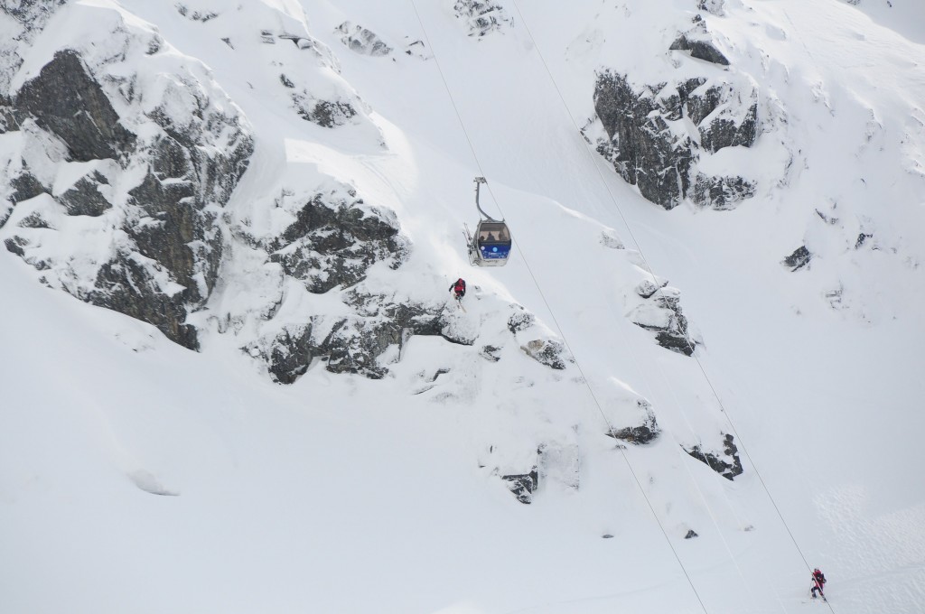 WFxUxsT8WhBa-46gTWfYZ5j3XmERiVA_bIpVx7FQxVE