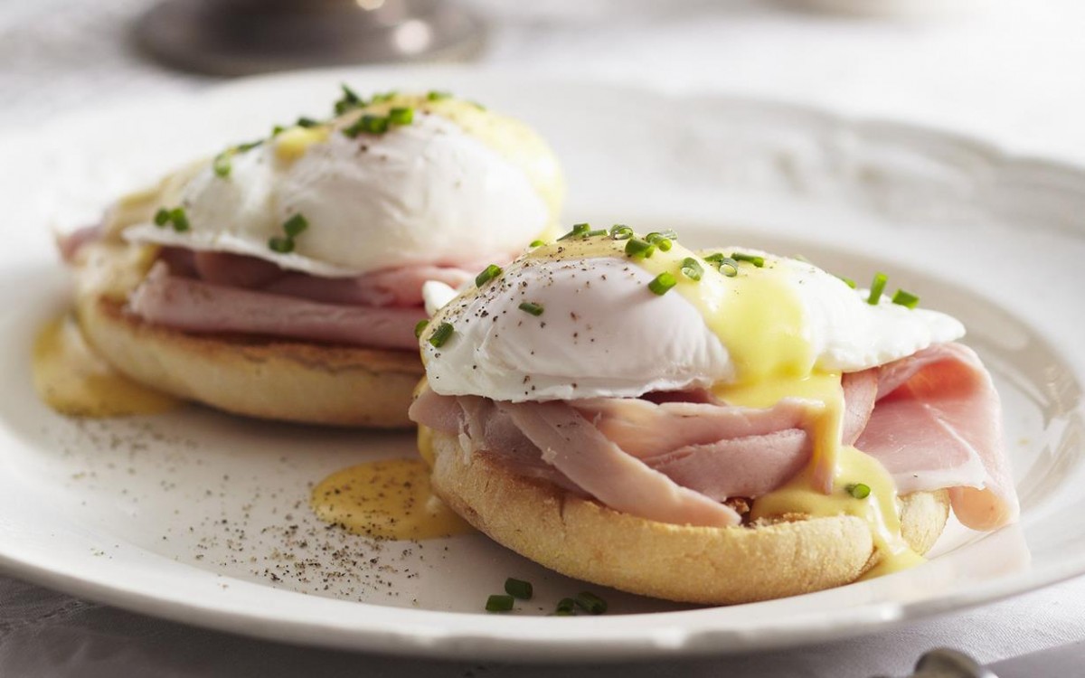 eggs-benedict