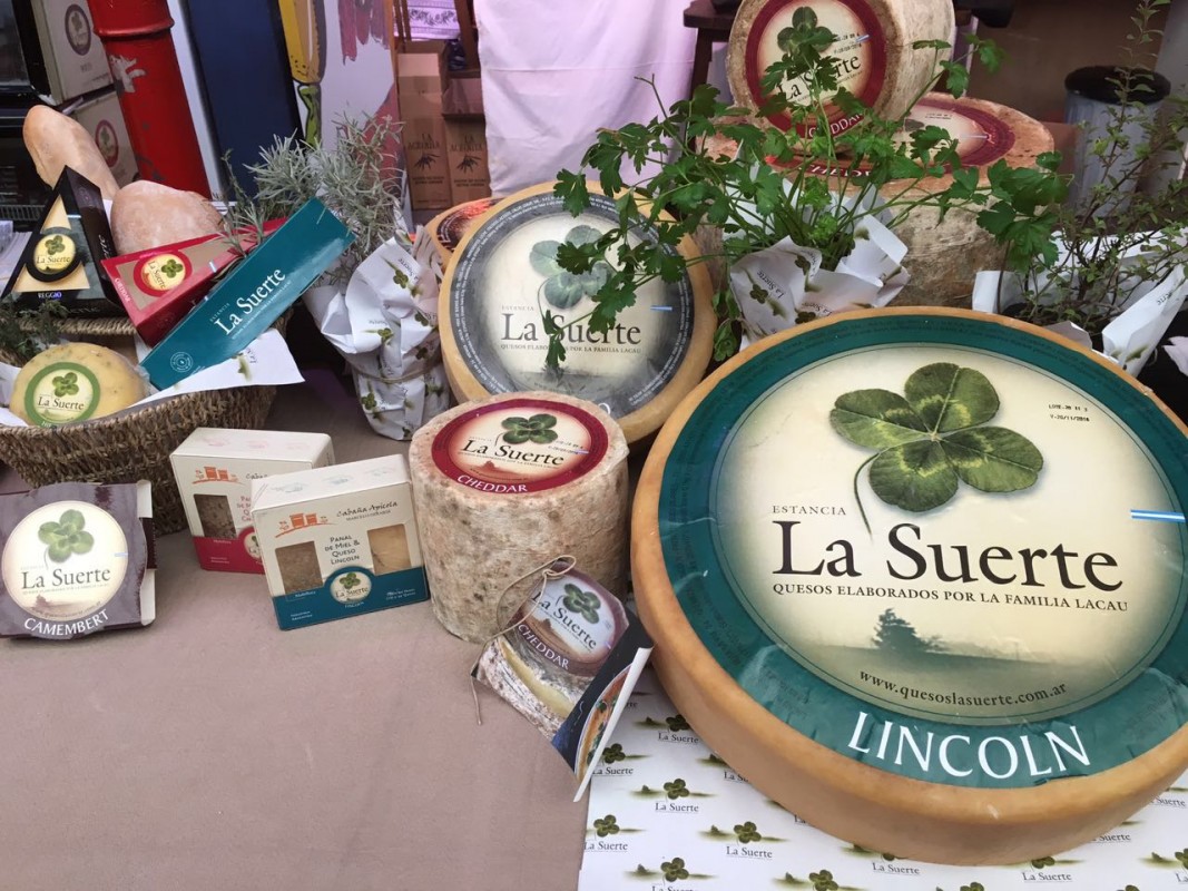 5f095c9a-d8ef-42e4-a928-3234072ae515