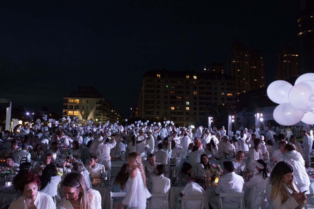 Diner en Blanc 2017 Buenos Aires photo Malcolm MacGibbon_408A7964
