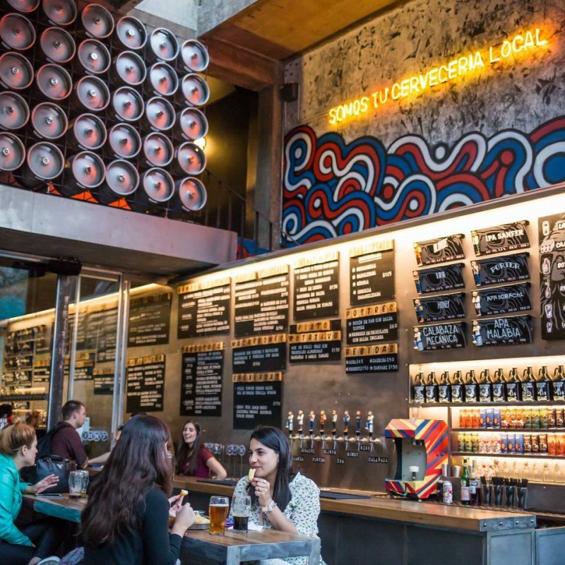 24301421_1394983980611888_5500190067046701052_n