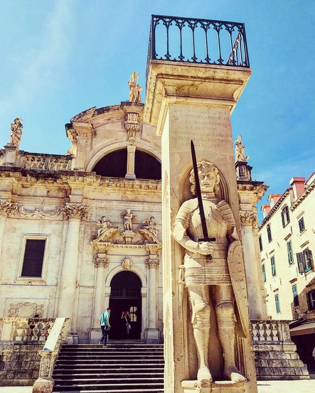 37001081_10156537514104525_4878376755632537600_n