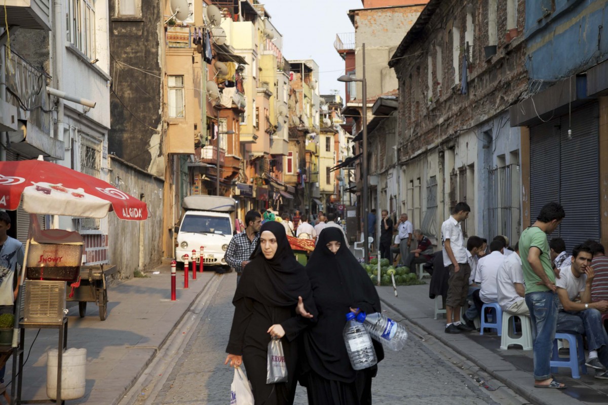 131-istanbul-street1